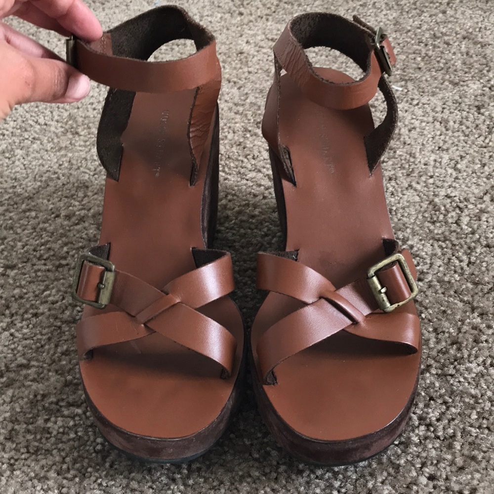 Colin Stuart Brown Wedges - Size 8.5